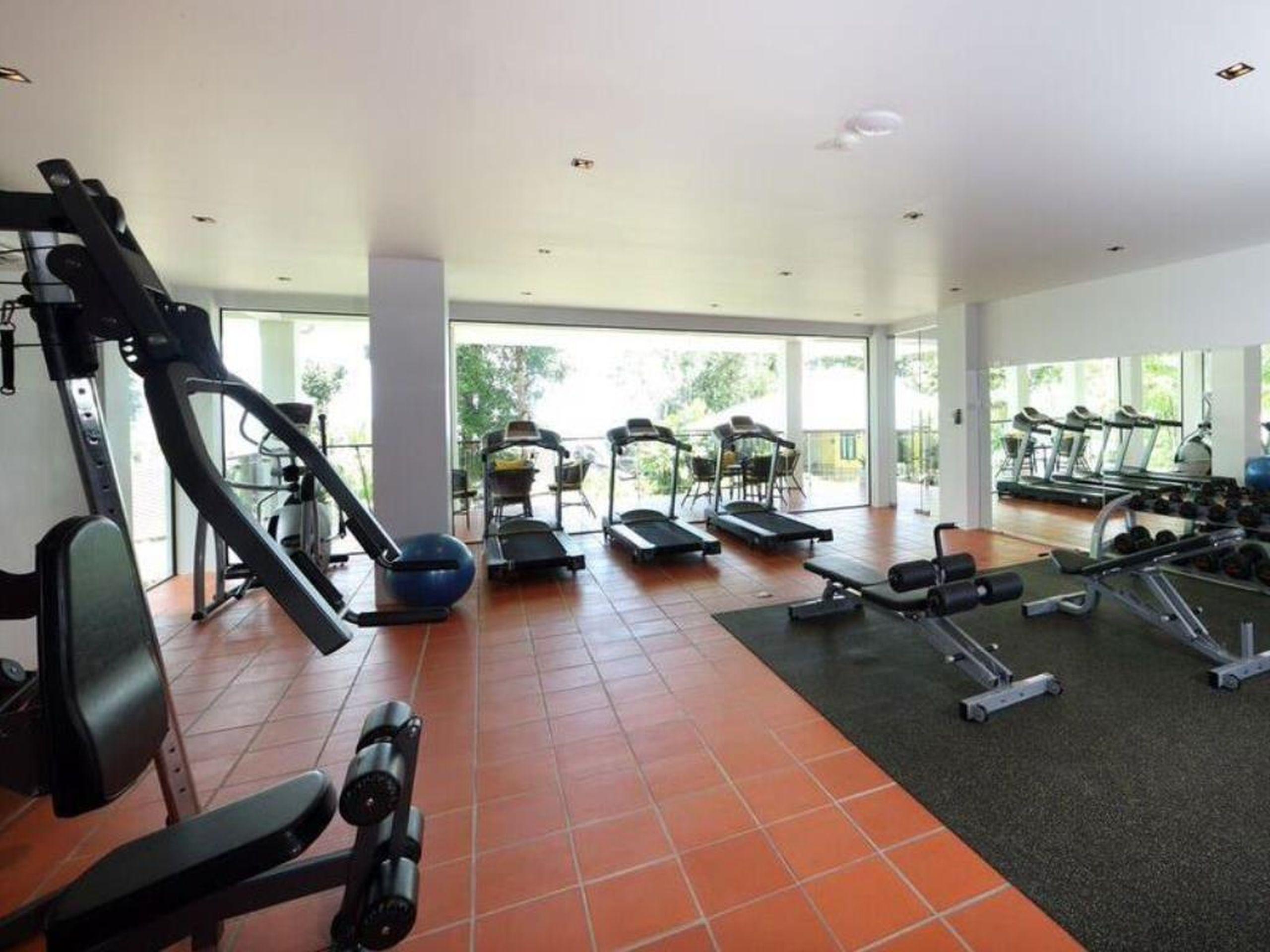Moracea By Khao Lak Resort Dış mekan fotoğraf The gym at the hotel